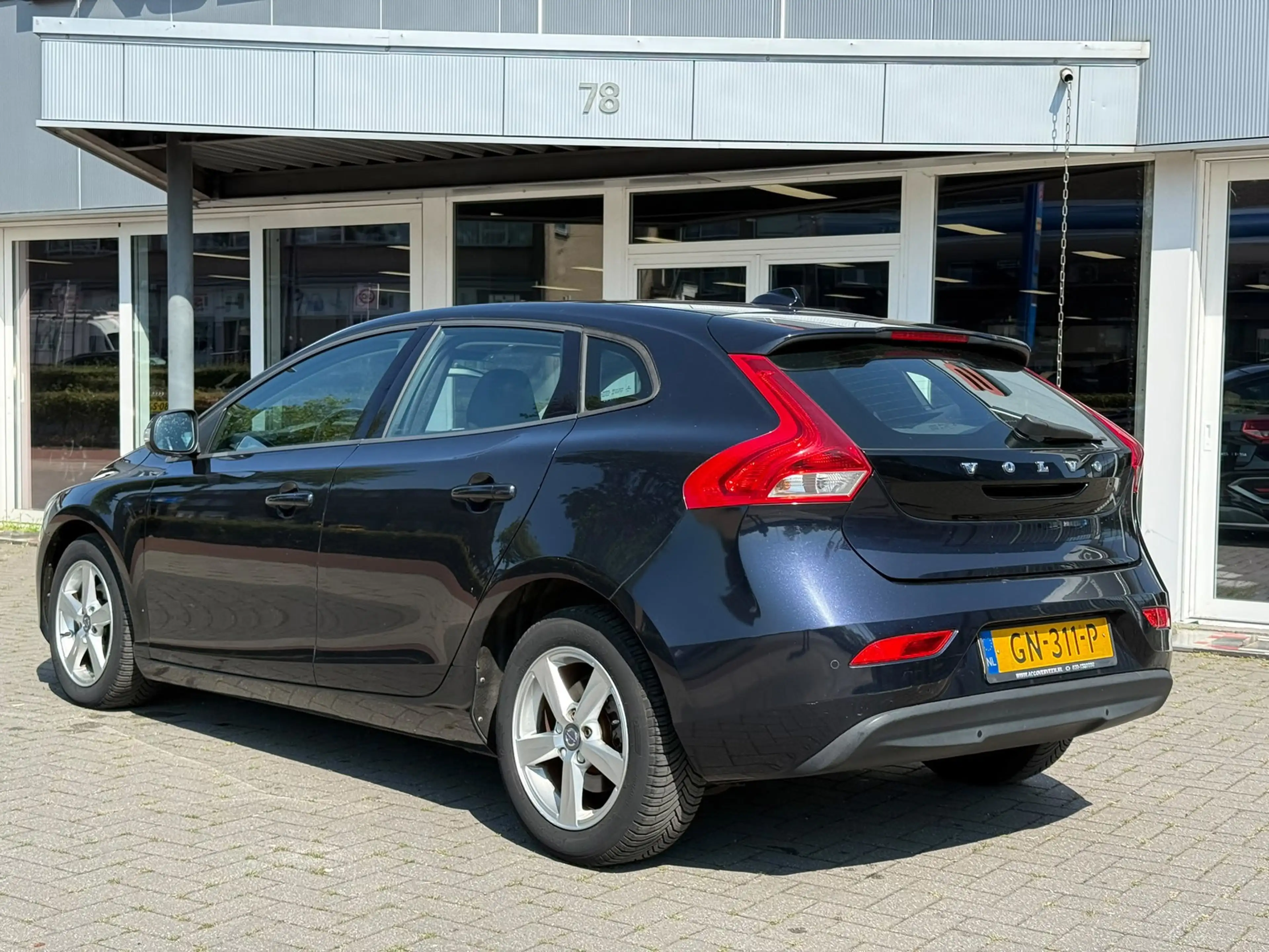 Volvo V40 2.0 D2 Kinetic Business | Panoramadak | Navigatie — photo 7