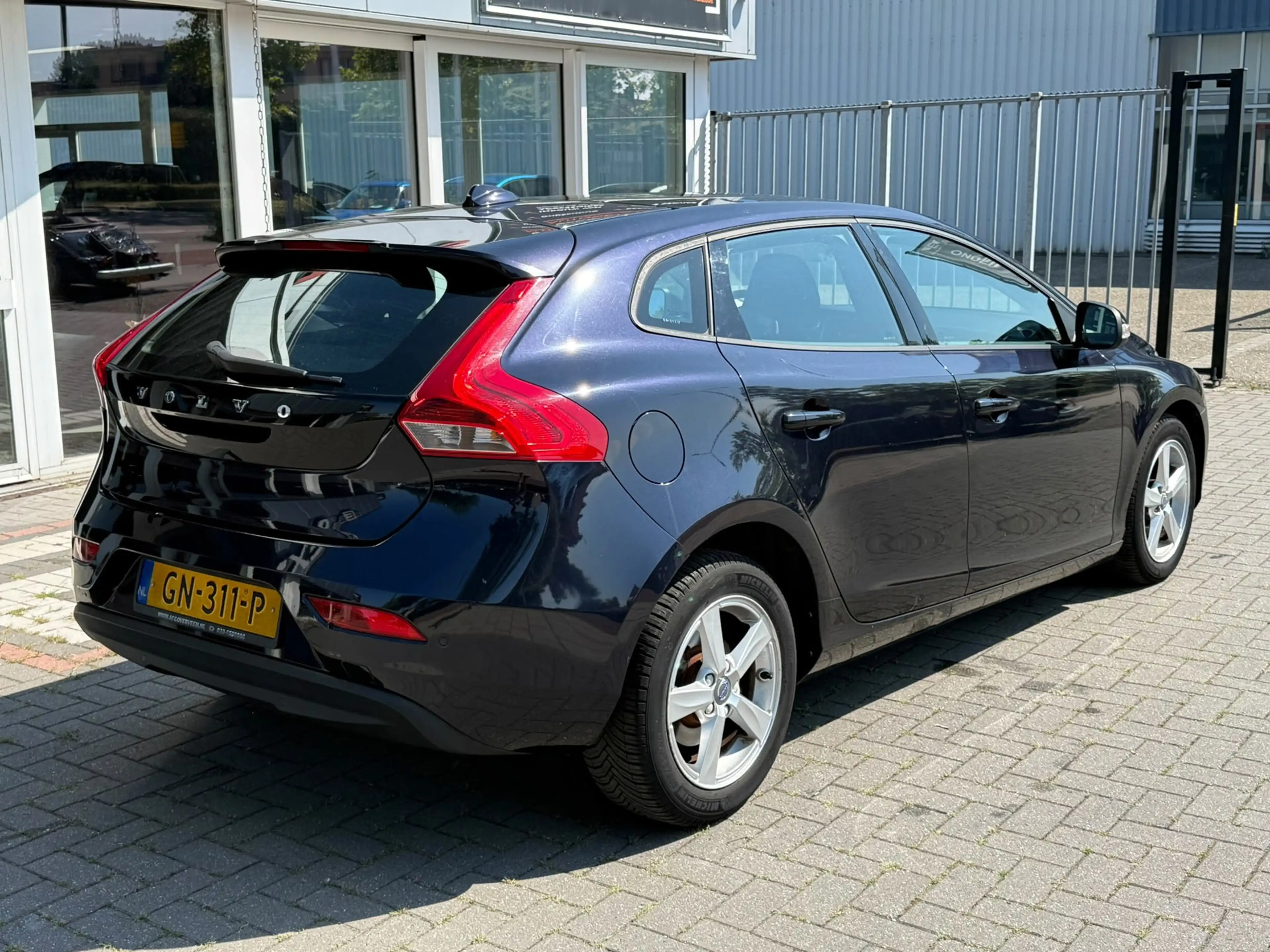 Volvo V40 2.0 D2 Kinetic Business | Panoramadak | Navigatie — photo 5