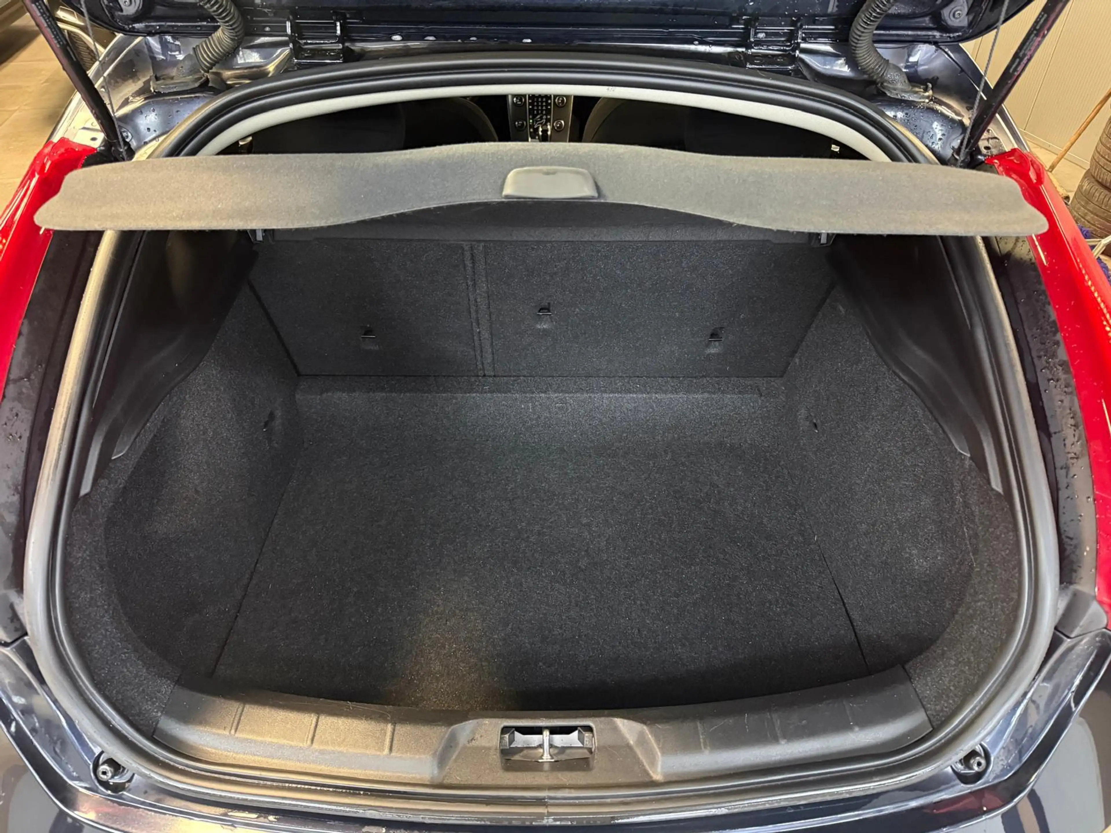 Volvo V40 2.0 D2 Kinetic Business | Panoramadak | Navigatie — photo 13