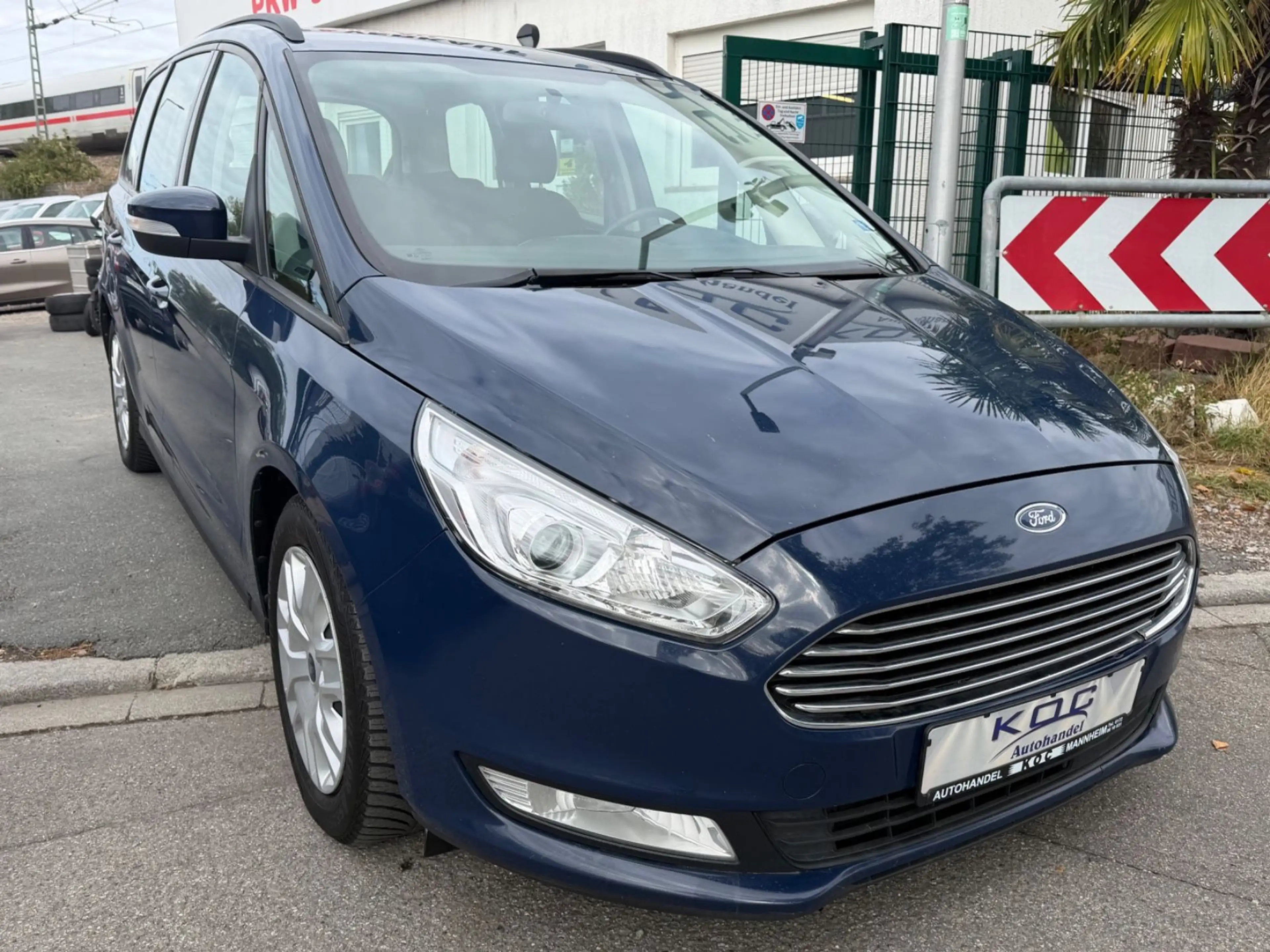 Ford Galaxy Trend / 1. Hand / 7-Sitzer / Automatik