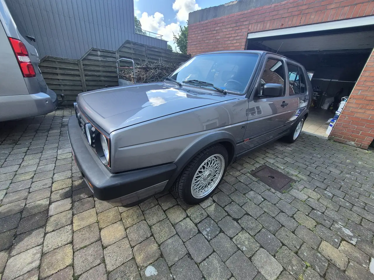 Volkswagen Golf GTI, foto 2