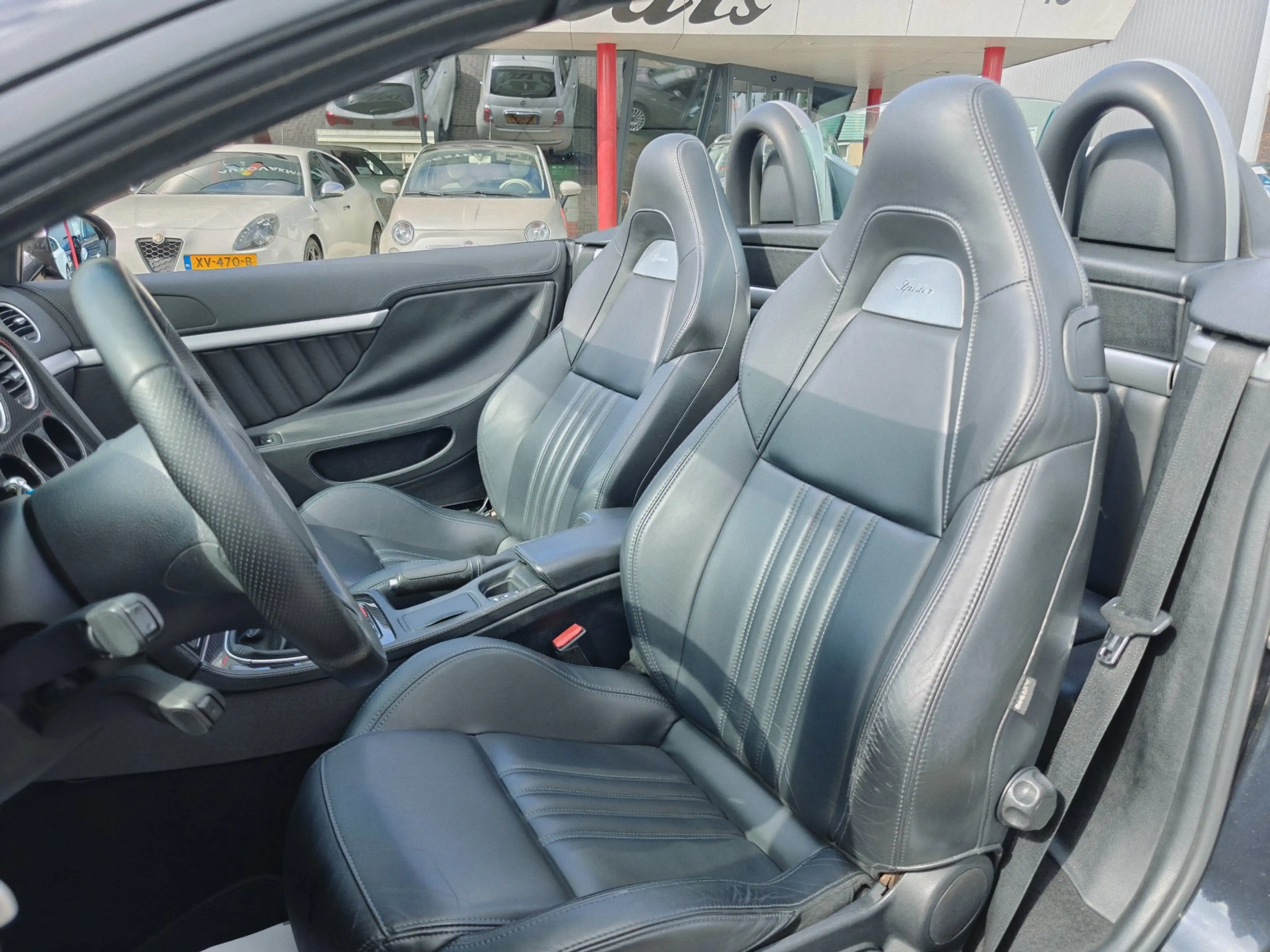 Alfa Romeo Spider 1.750 TBi Exclusive — photo 10