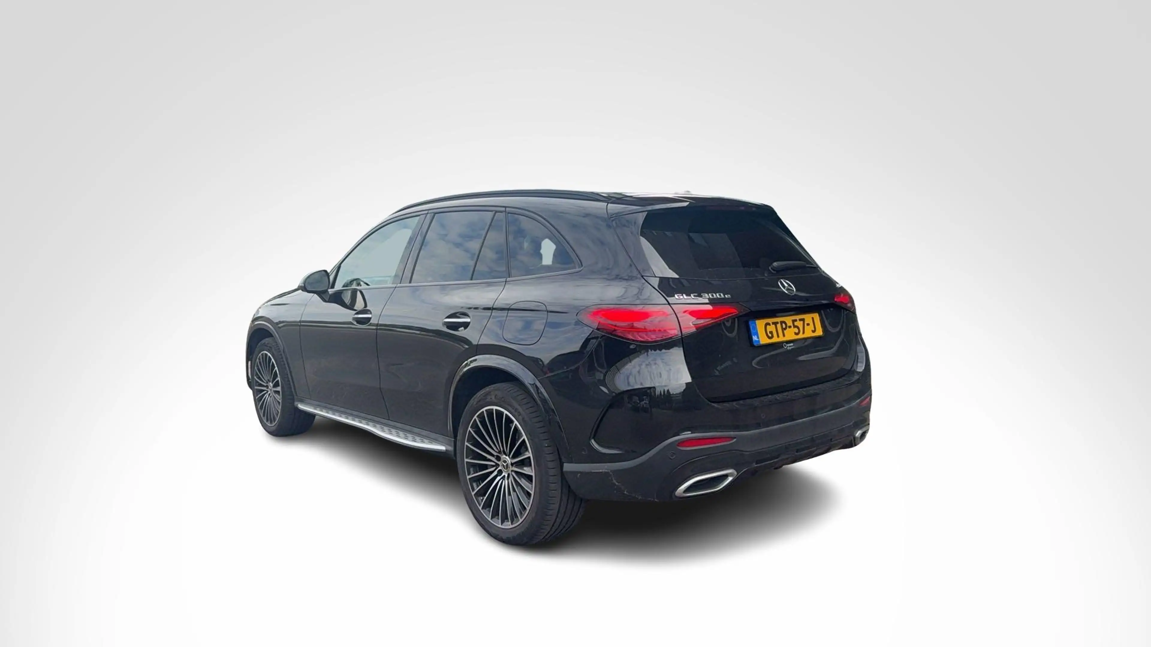 Mercedes-Benz GLC 300 GLC 300e Automaat 4MATIC AMG Line | Premium Pakket — photo 2
