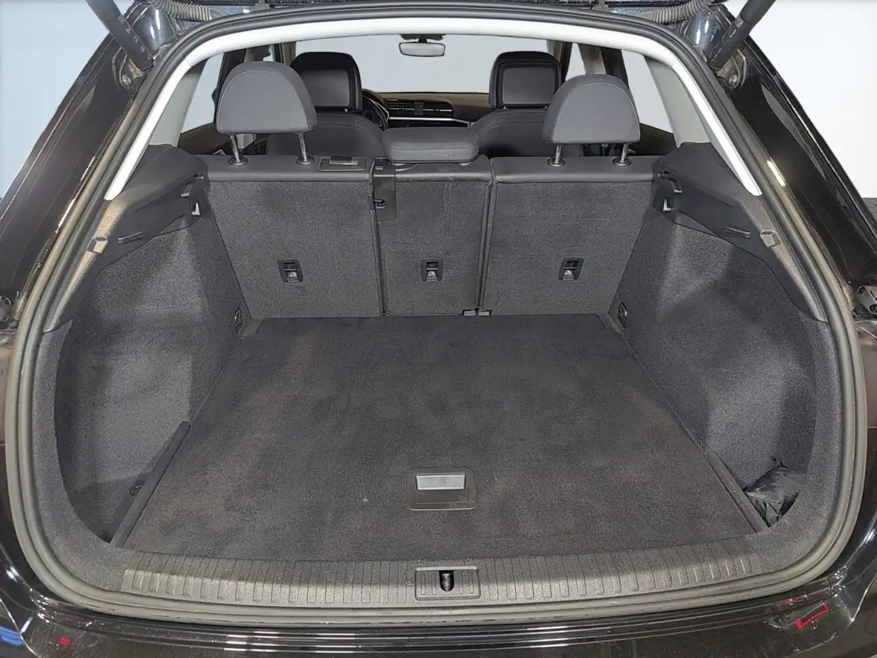 Audi Q3 снимка Audi Q3
