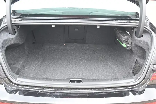 Volvo S60 view 6