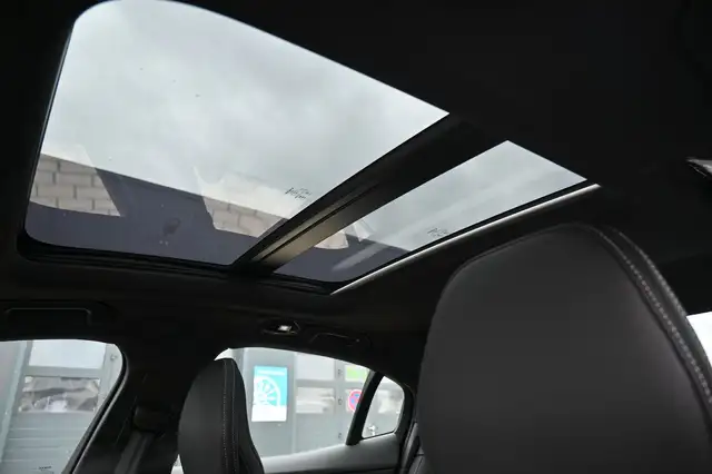 Volvo S60 view 10