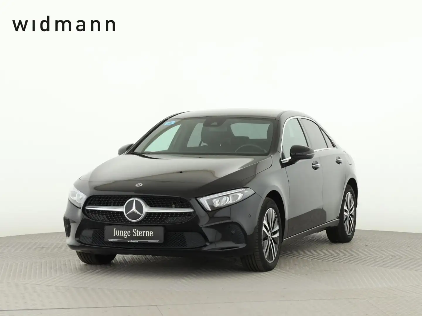 Mercedes-Benz A 250 e Lim Navigation*Keyless*PTS*LED*SpurH*SHZ Schwarz - 1
