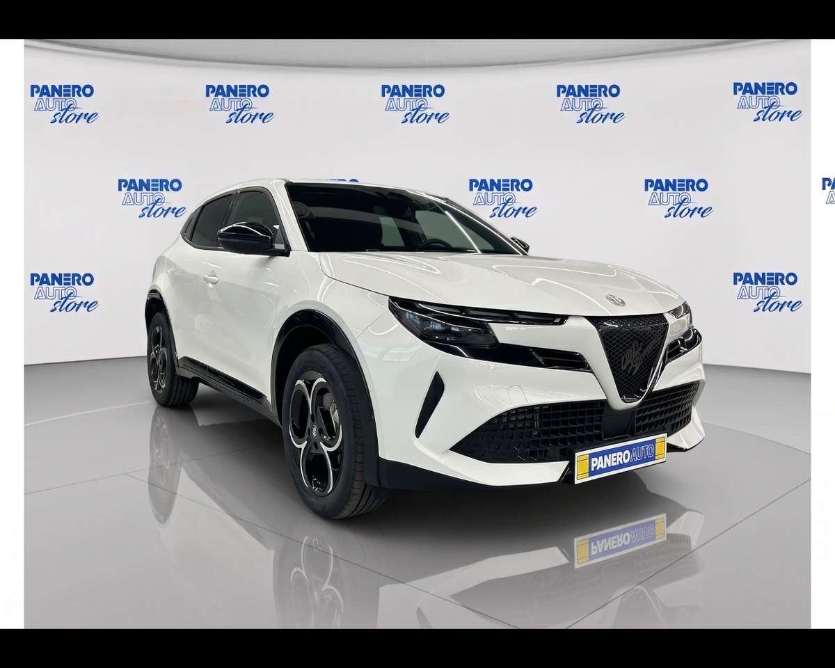 Alfa Romeo Junior 1.2 136 CV Hybrid eDCT6