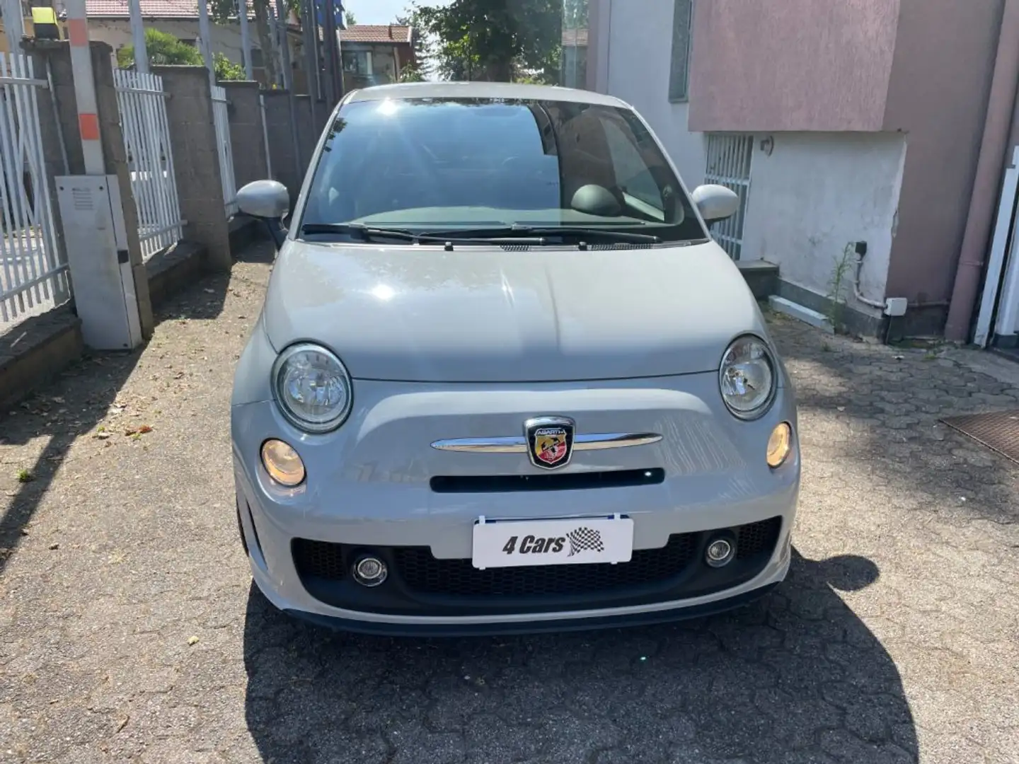 Abarth 595 1.4 Turbo T-Jet 140 CV Grijs - 2
