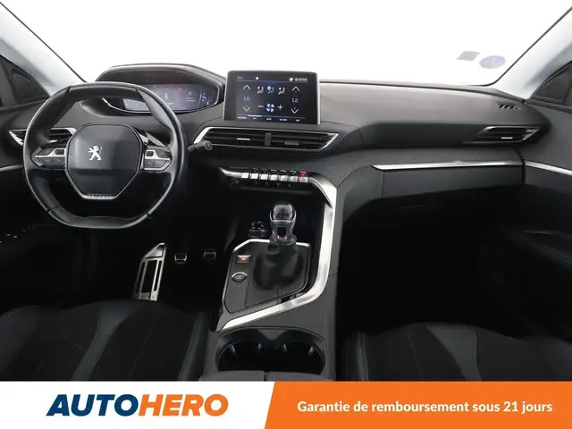 Peugeot 3008 view 12
