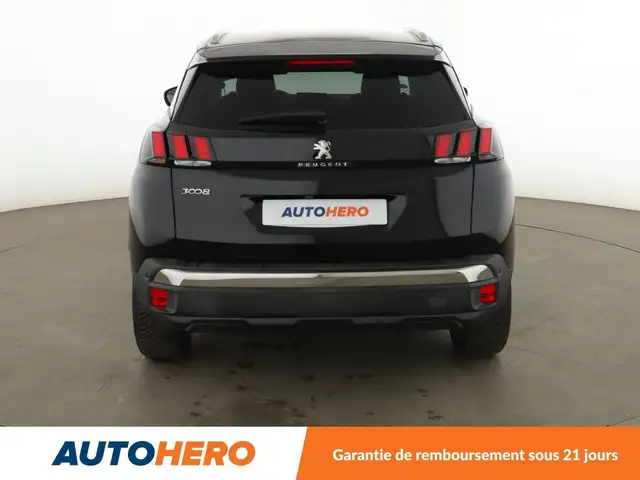Peugeot 3008 view 5