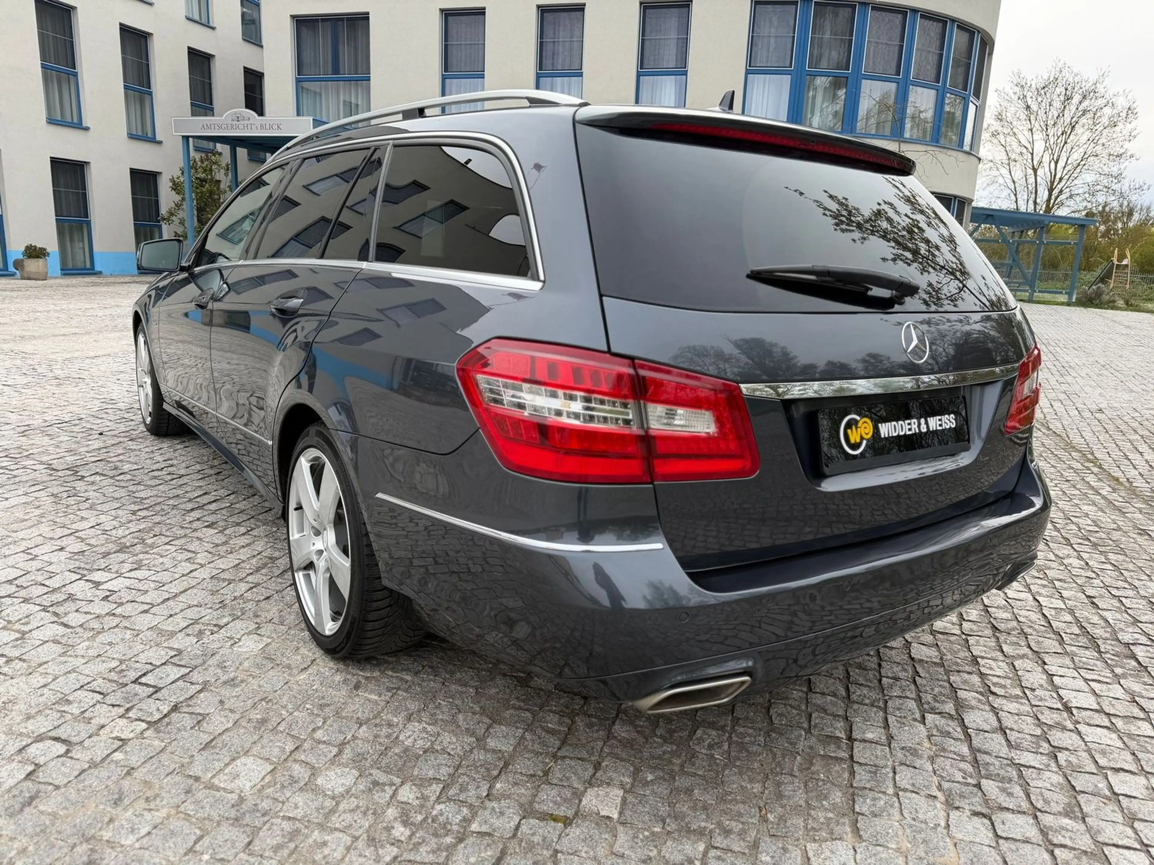 Mercedes-Benz E 250 CDI 4Matic Sport AUTOMATIK/XENON/LEDER/SITZBELÜFT — photo 4