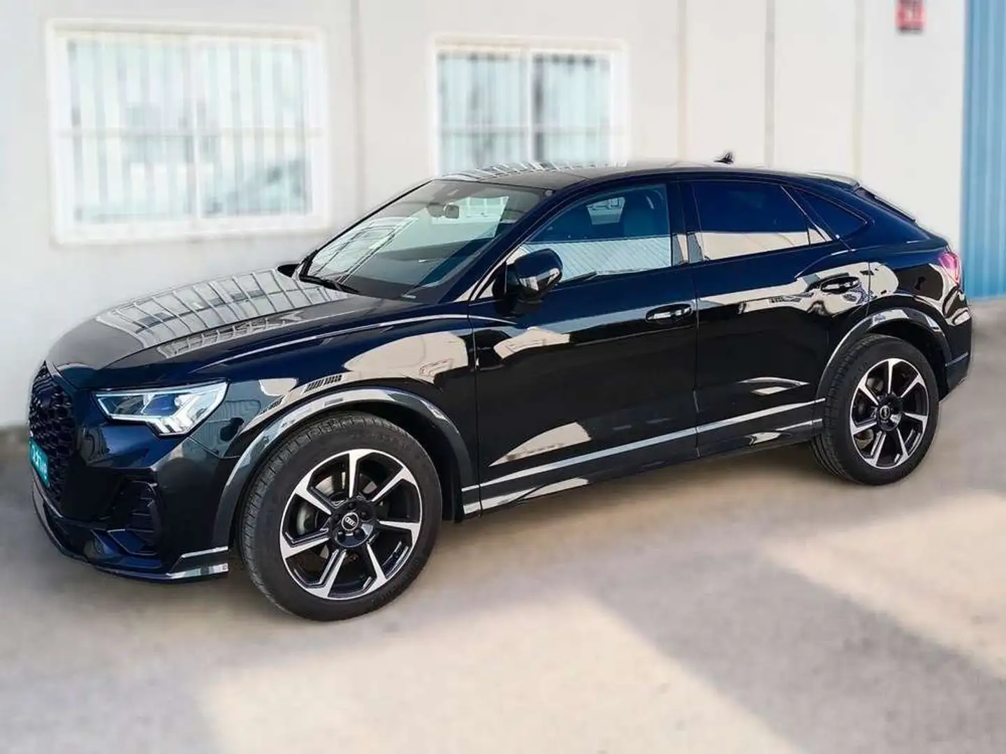 Audi Q3 35 TDI S tronic 110kW Negro - 1