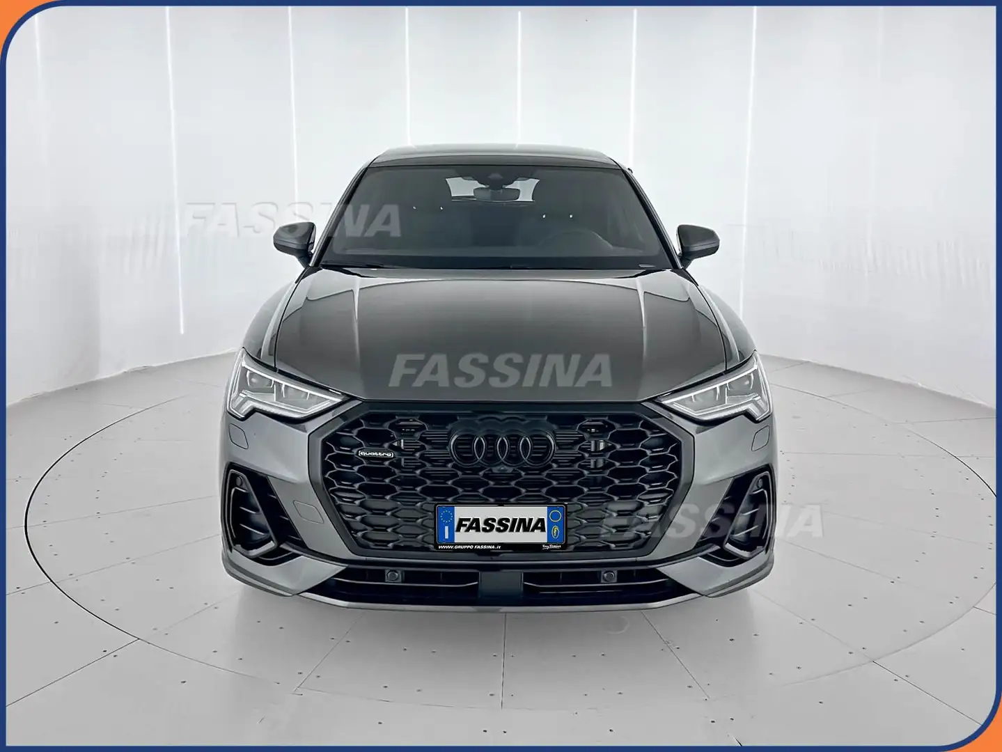 Audi Q3 SPB 40 TDI quattro S tronic S Line Identity Black - 2