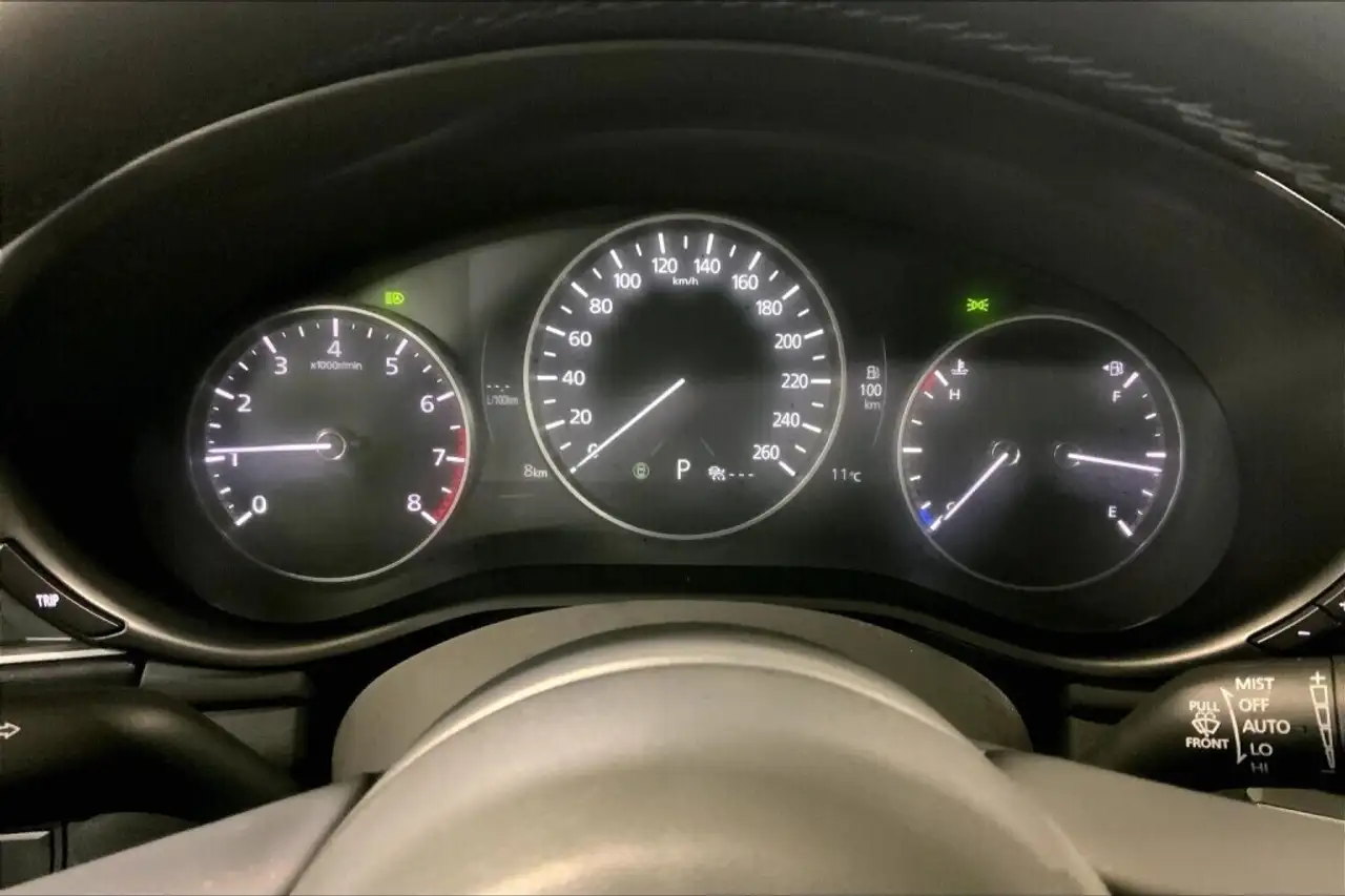 Mazda 3 снимка Mazda 3
