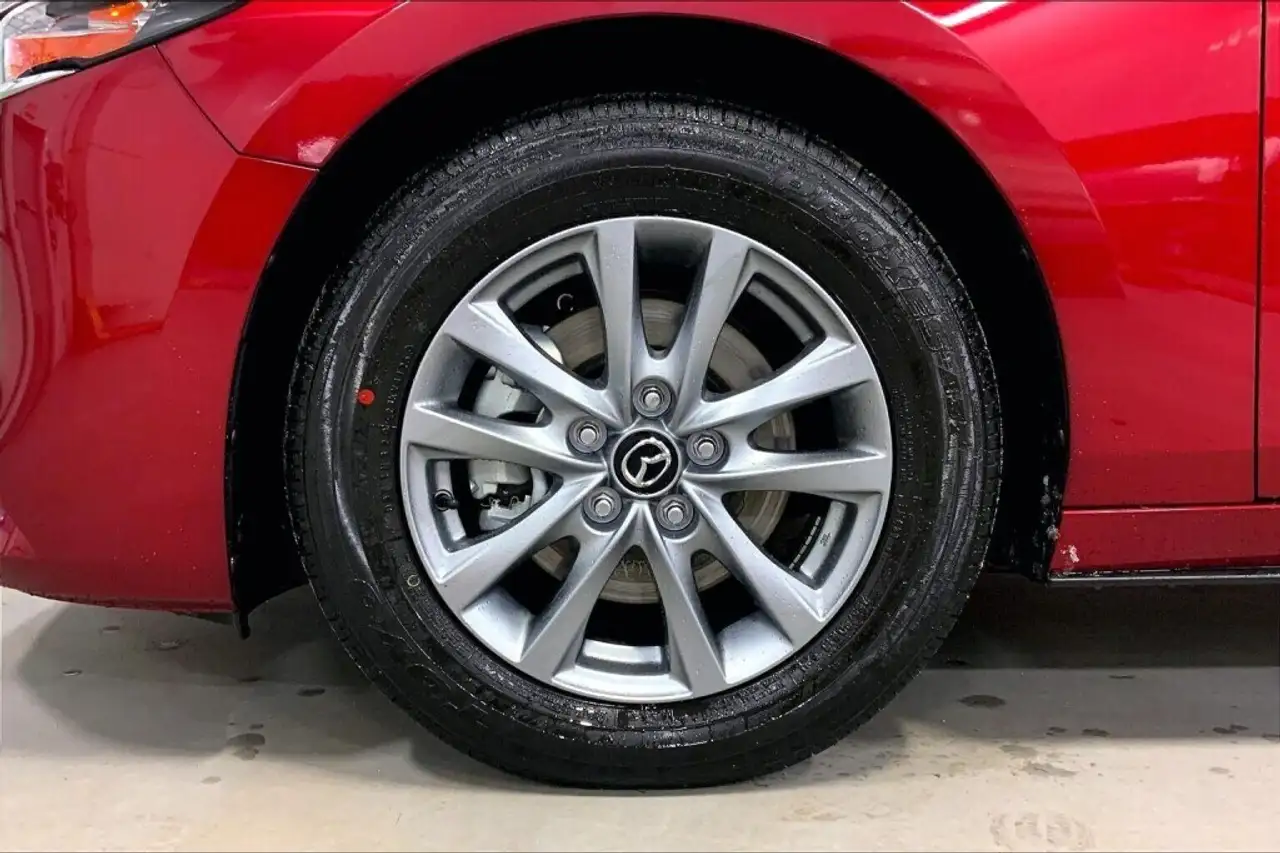 Mazda 3 снимка Mazda 3