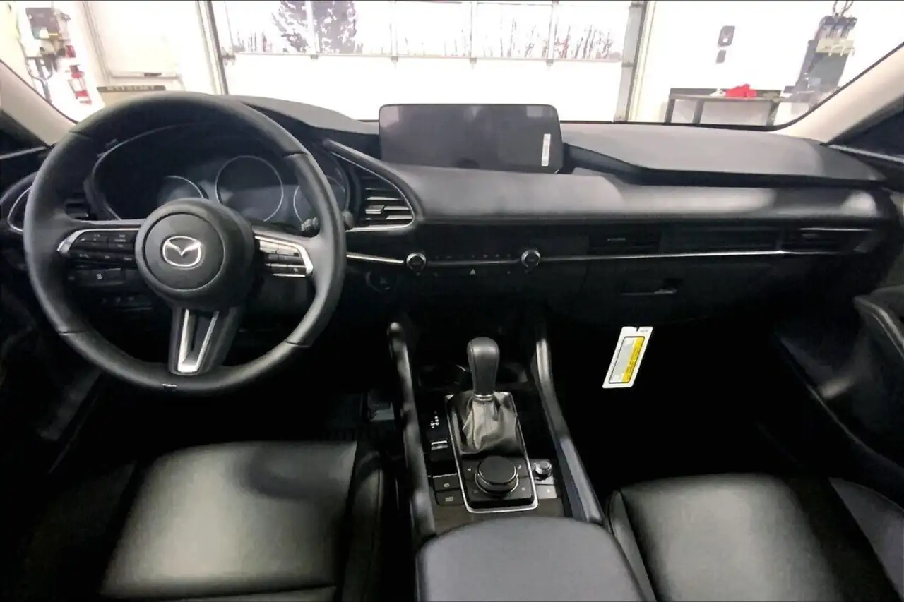Mazda 3 снимка Mazda 3