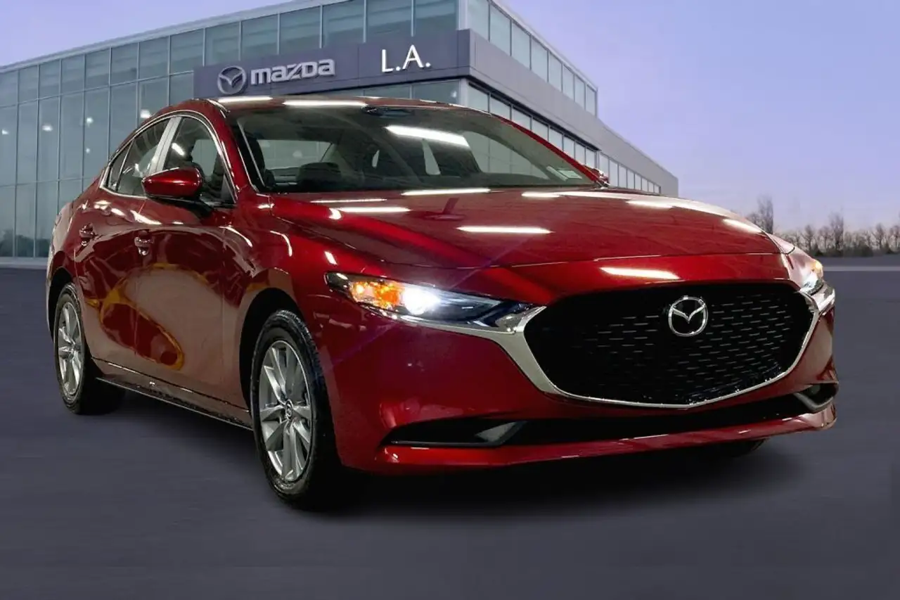 Mazda 3 снимка Mazda 3