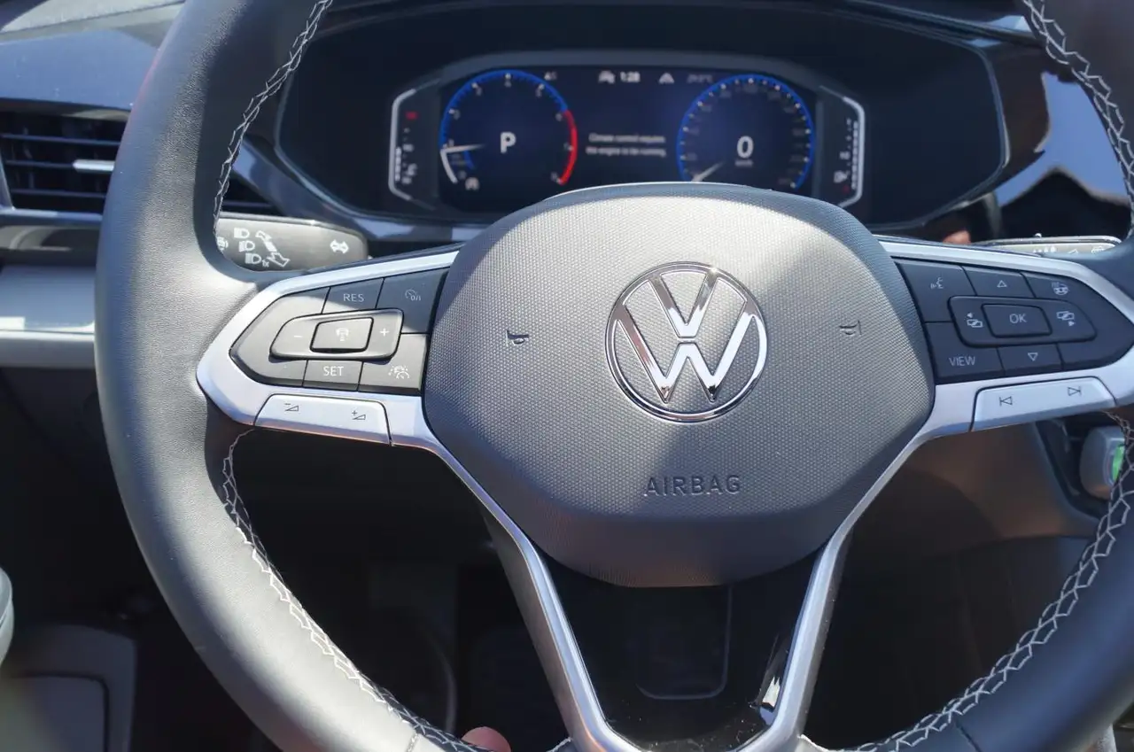 Volkswagen Taos снимка Volkswagen Taos