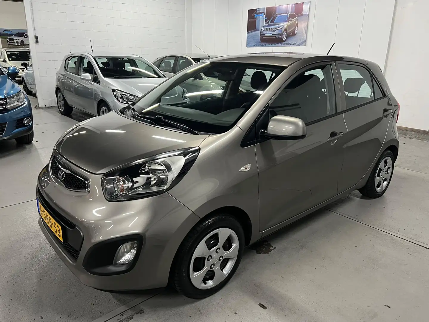 Kia Picanto 1.2 CVVT ISG Comfort Pack AIRCO / NAP / SCHERM Grau - 2