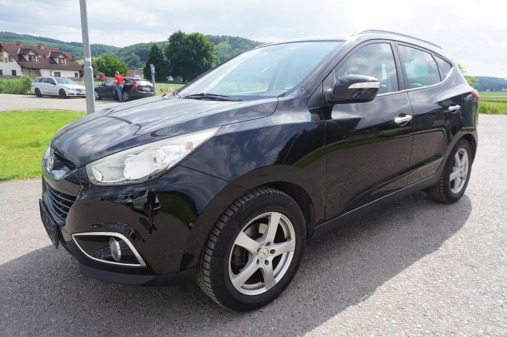 Hyundai iX35 1,7 CRDi Life DPF Schwarz - 2
