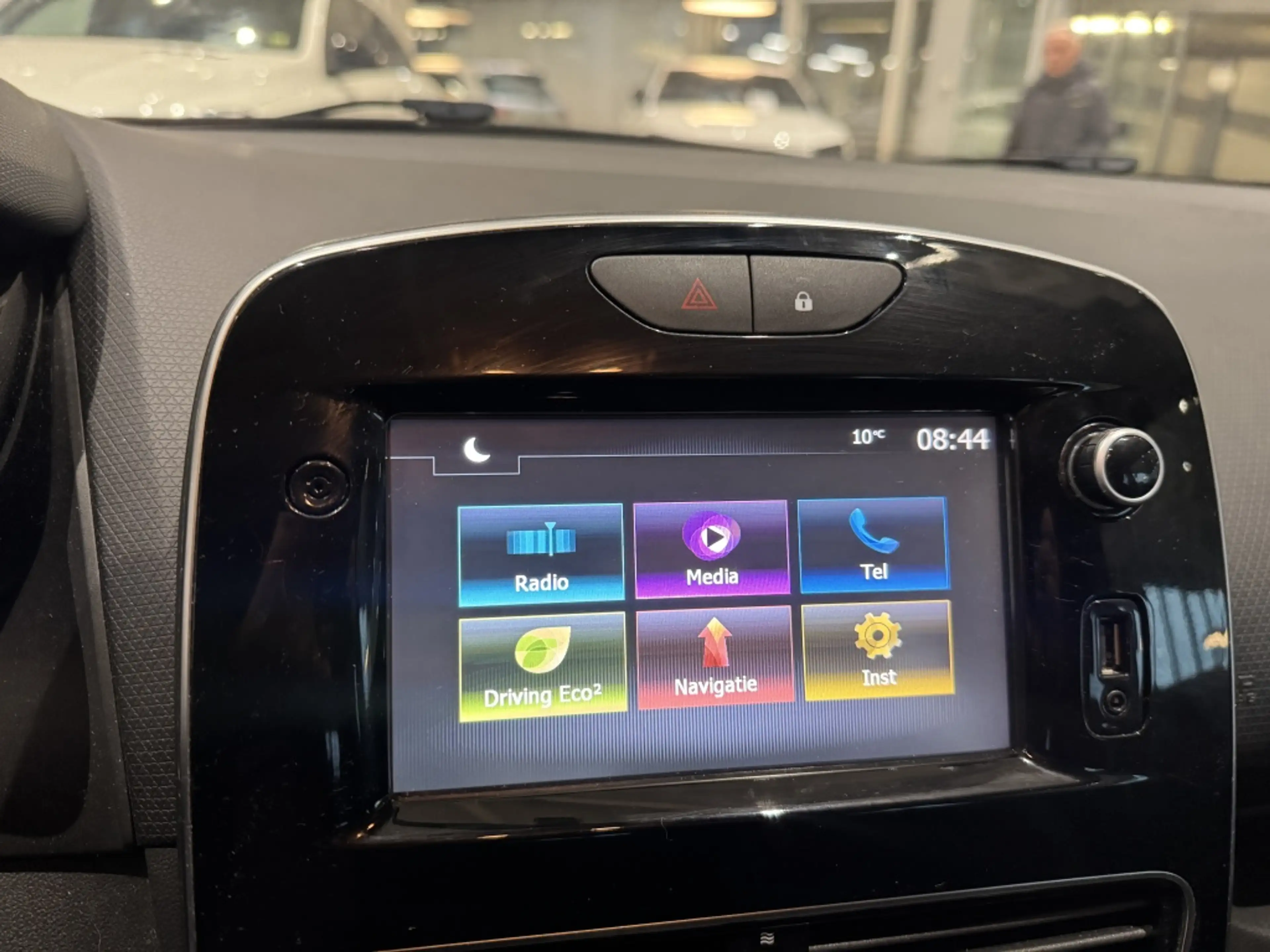 Renault Clio Estate 0.9 TCe Zen — photo 9