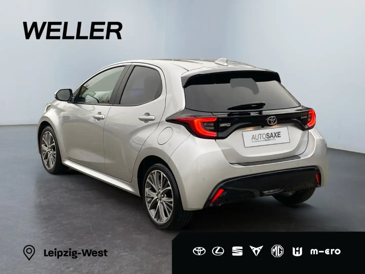 Toyota Yaris Hybrid 130 1.5 Style *Navi*LED*CarPlay*CAM* Plateado - 2