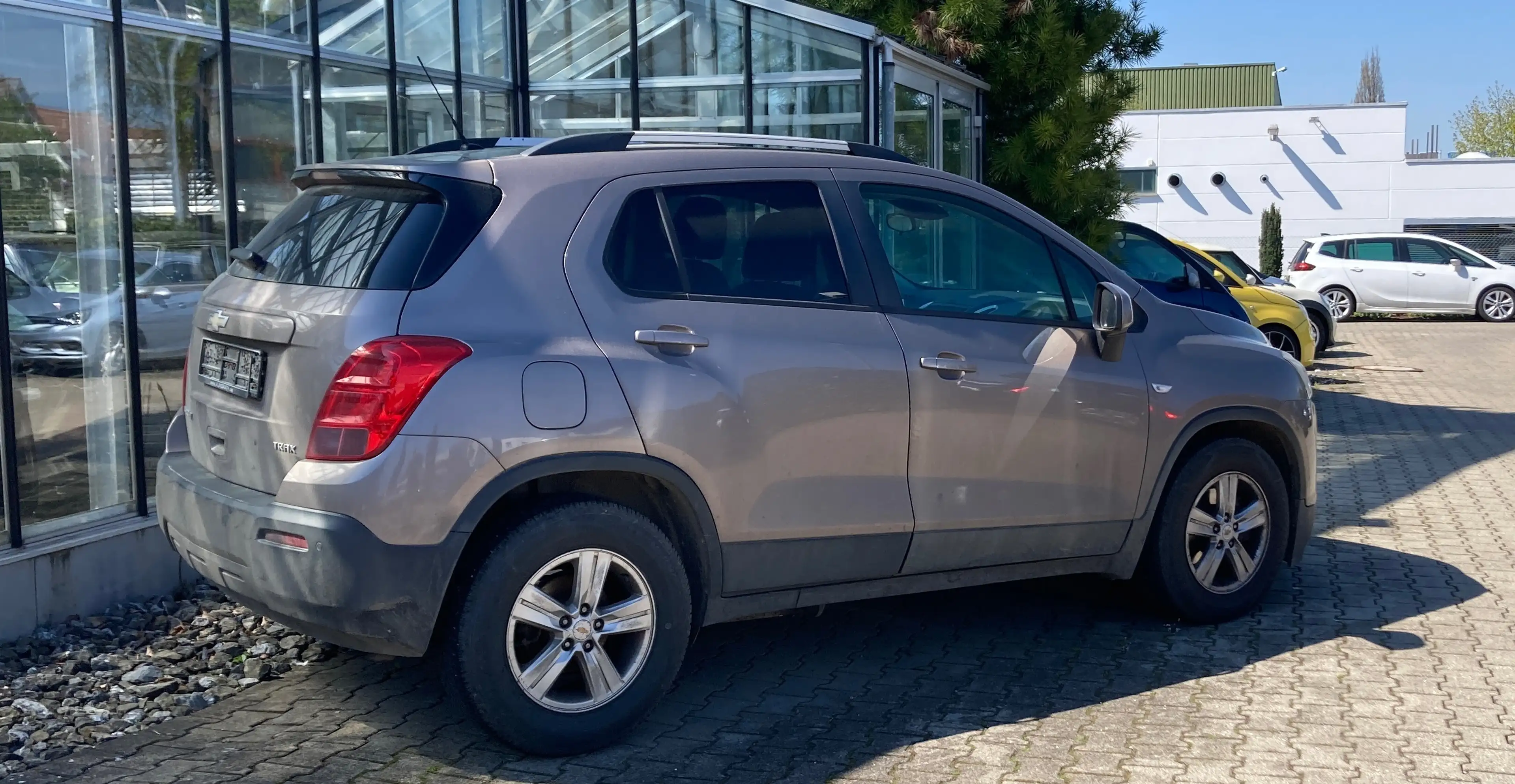 Chevrolet Trax 4x2 LS+ — photo 7