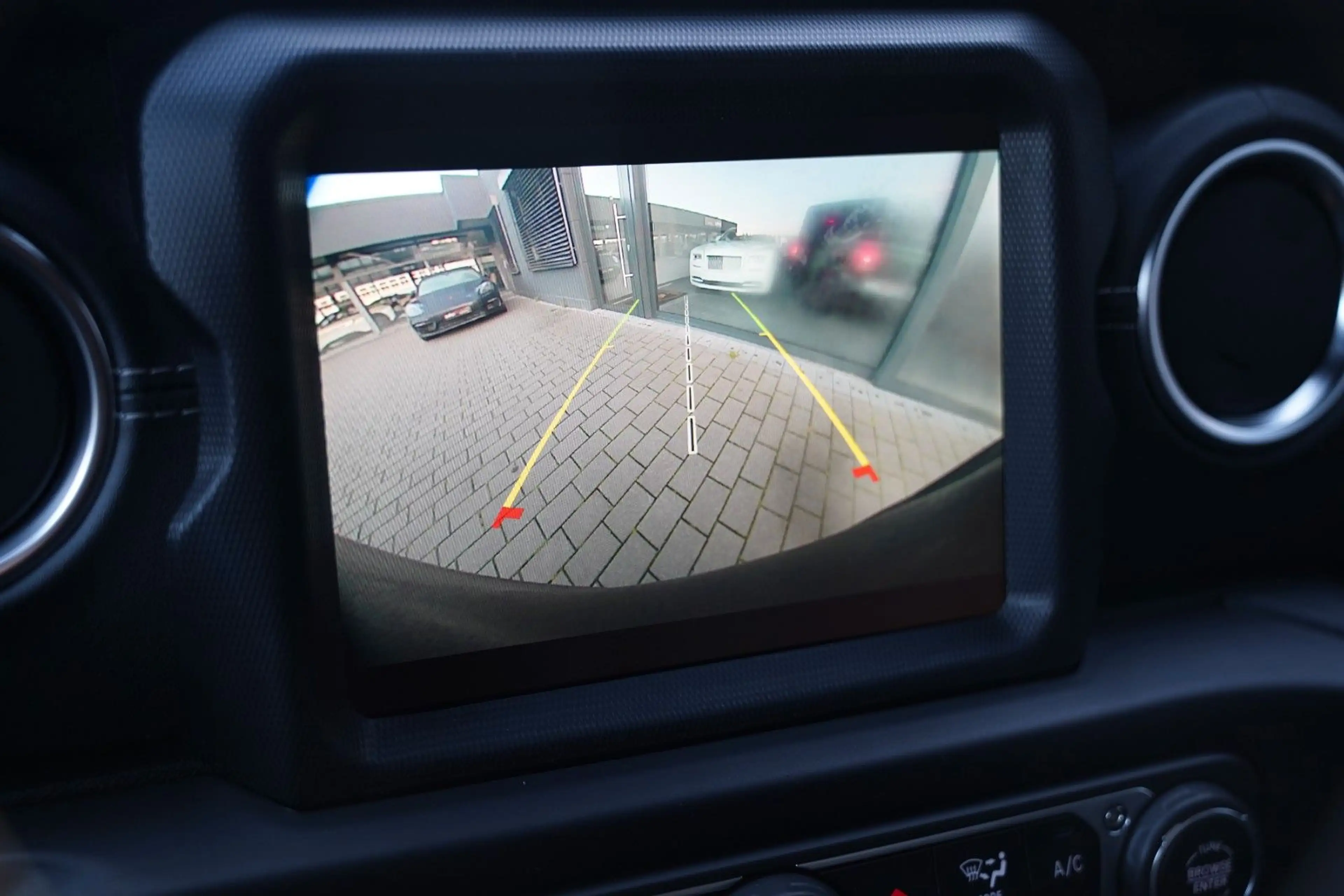 Jeep Wrangler Unlimited Sahara Technologie Paket-ACC — photo 15