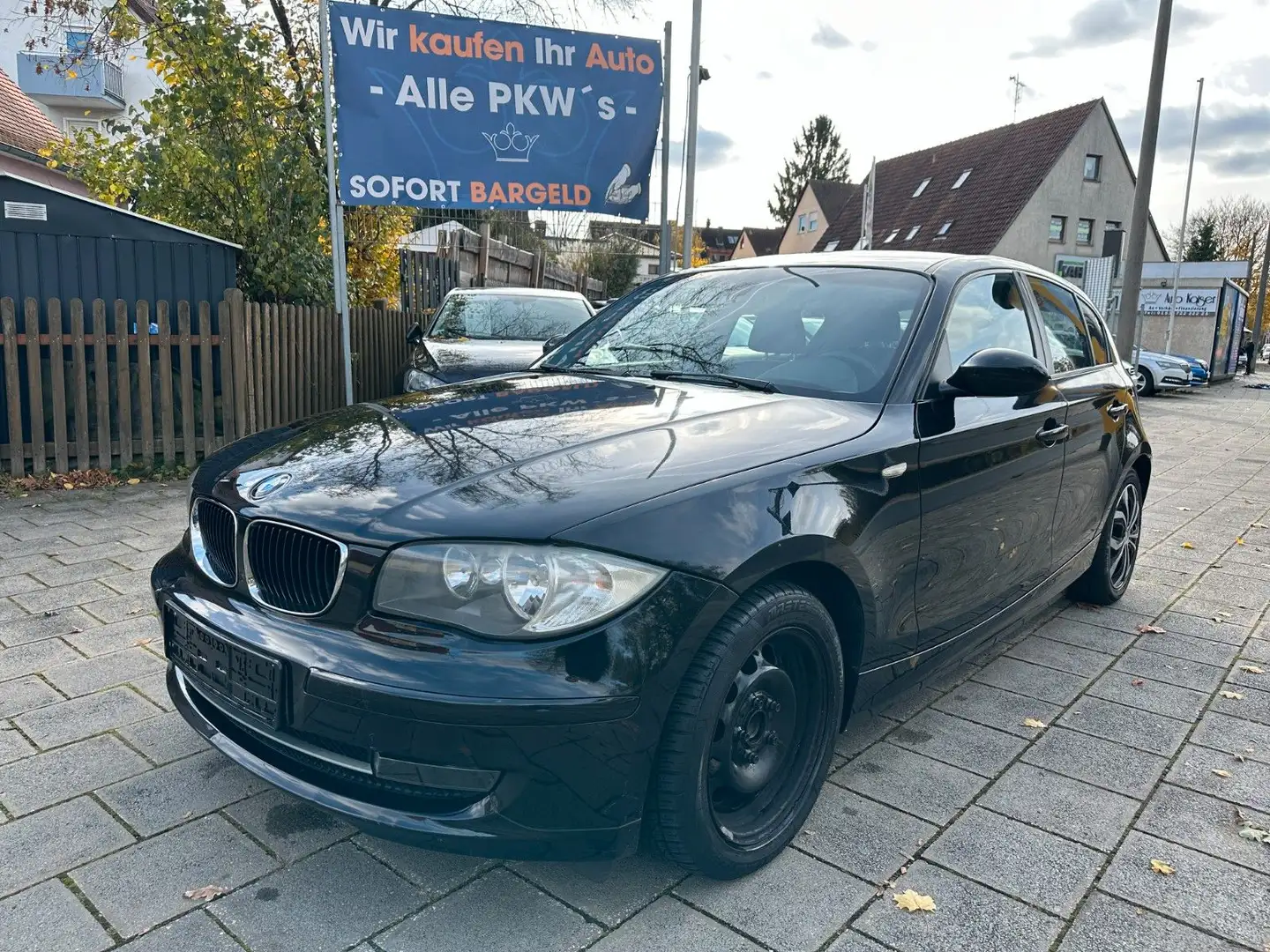 BMW 116 Baureihe 1 Lim. 116i SHZ/PDC/KLIMA Noir - 1