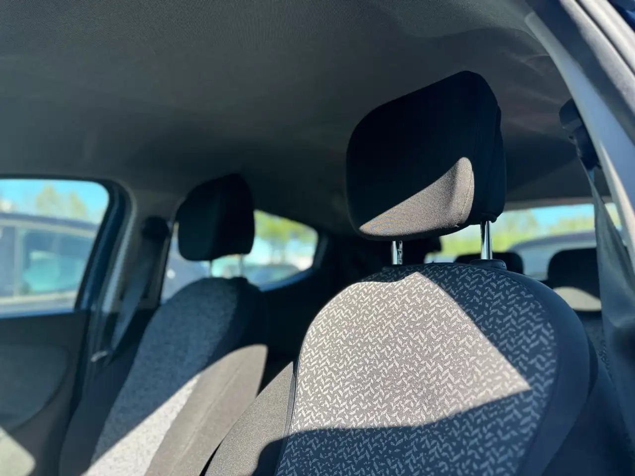 Lancia Ypsilon 2023 — фото 10