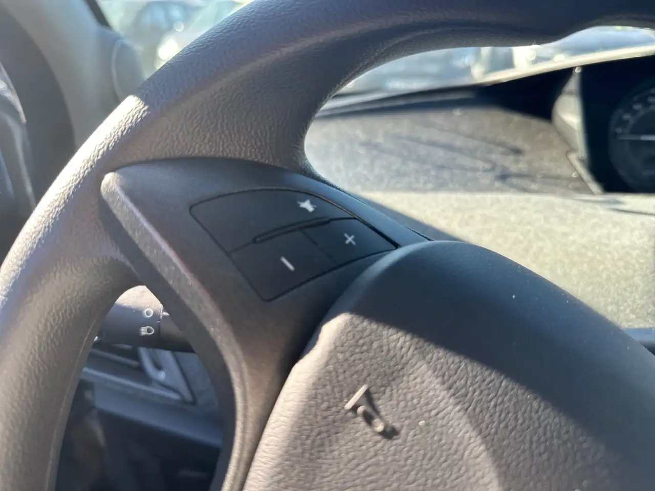 Lancia Ypsilon 2023 — фото 14