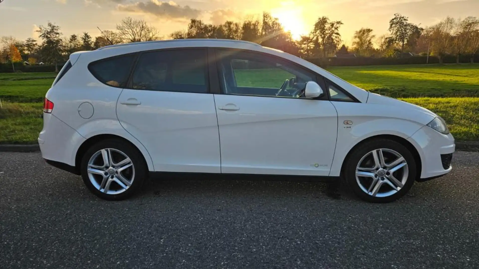 SEAT Altea XL 1.2 TSI Ecomotive Businessline COPA Wit - 2