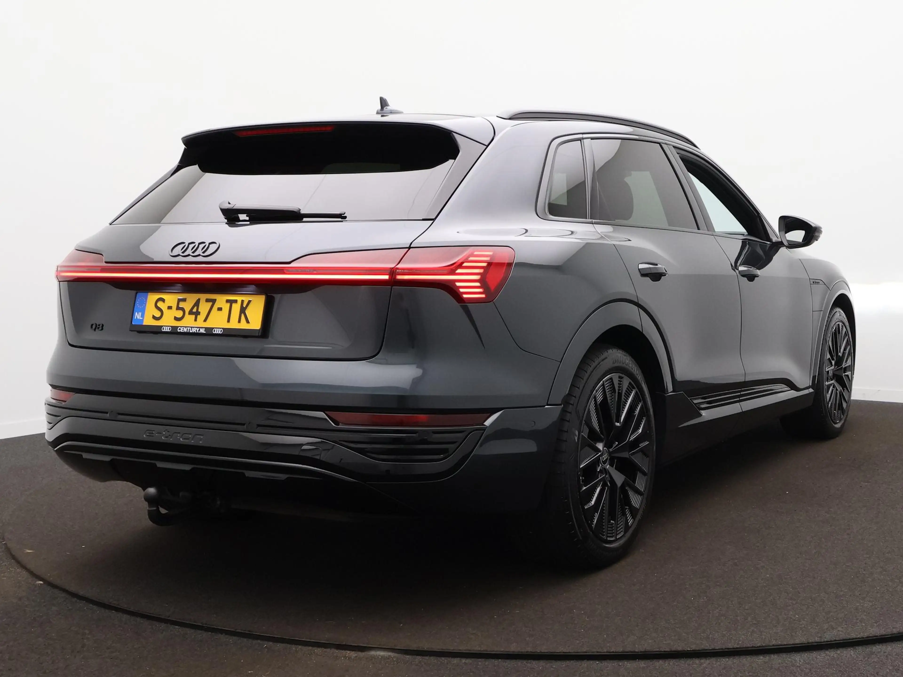 Audi Q8 e-tron 50 Quattro Advanced Edition 95 kWh | trekhaak | 21 — photo 6