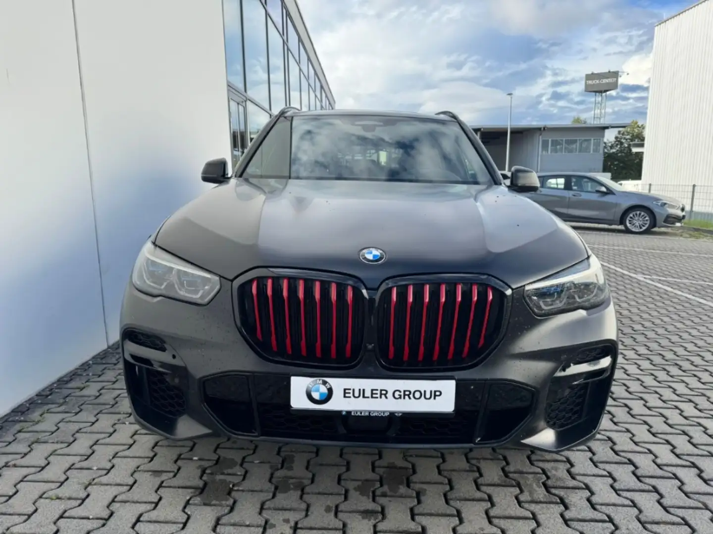 BMW X5 i AHK H/K StHZ PANO Parkass+ DrivAssProf Grau - 2