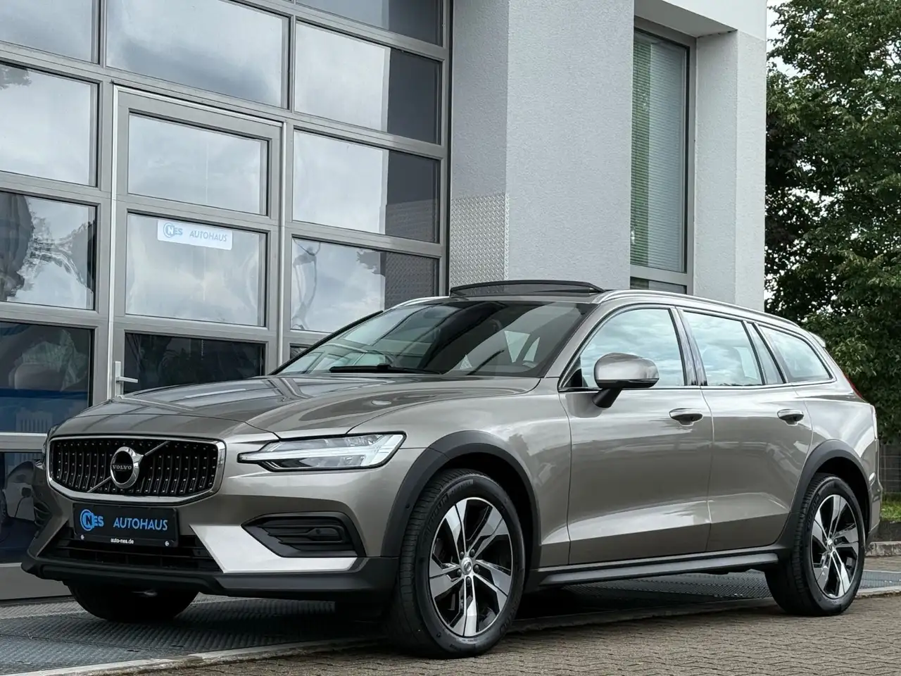 Volvo V60 Cross Country