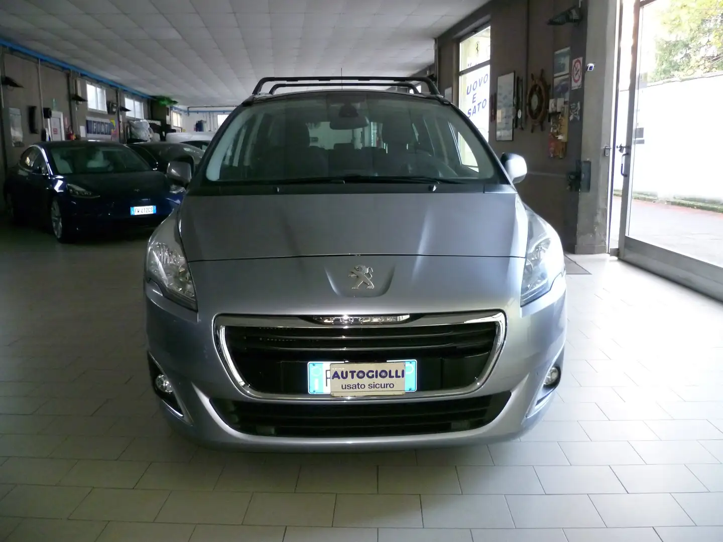 Peugeot 5008 1.6 bluehdi Business-Automatica -7 Posti Grigio - 1