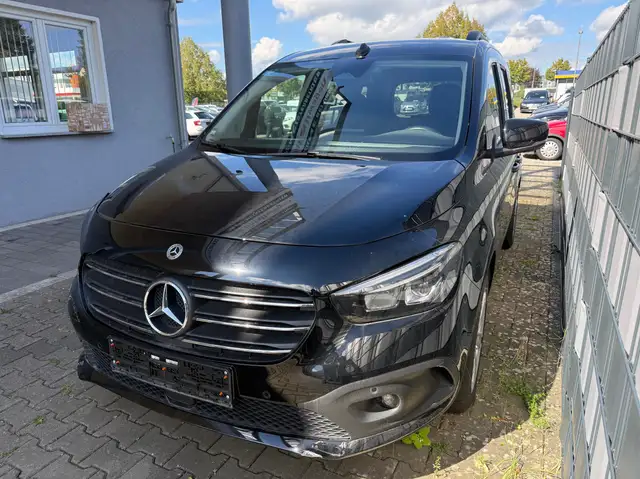 Mercedes-Benz 180 T-KLASSE T180 AUTOMATIK EDITION, NAVI,LEDER,LED SCHEINWERFER, 1.HAND, ORG 21TKM