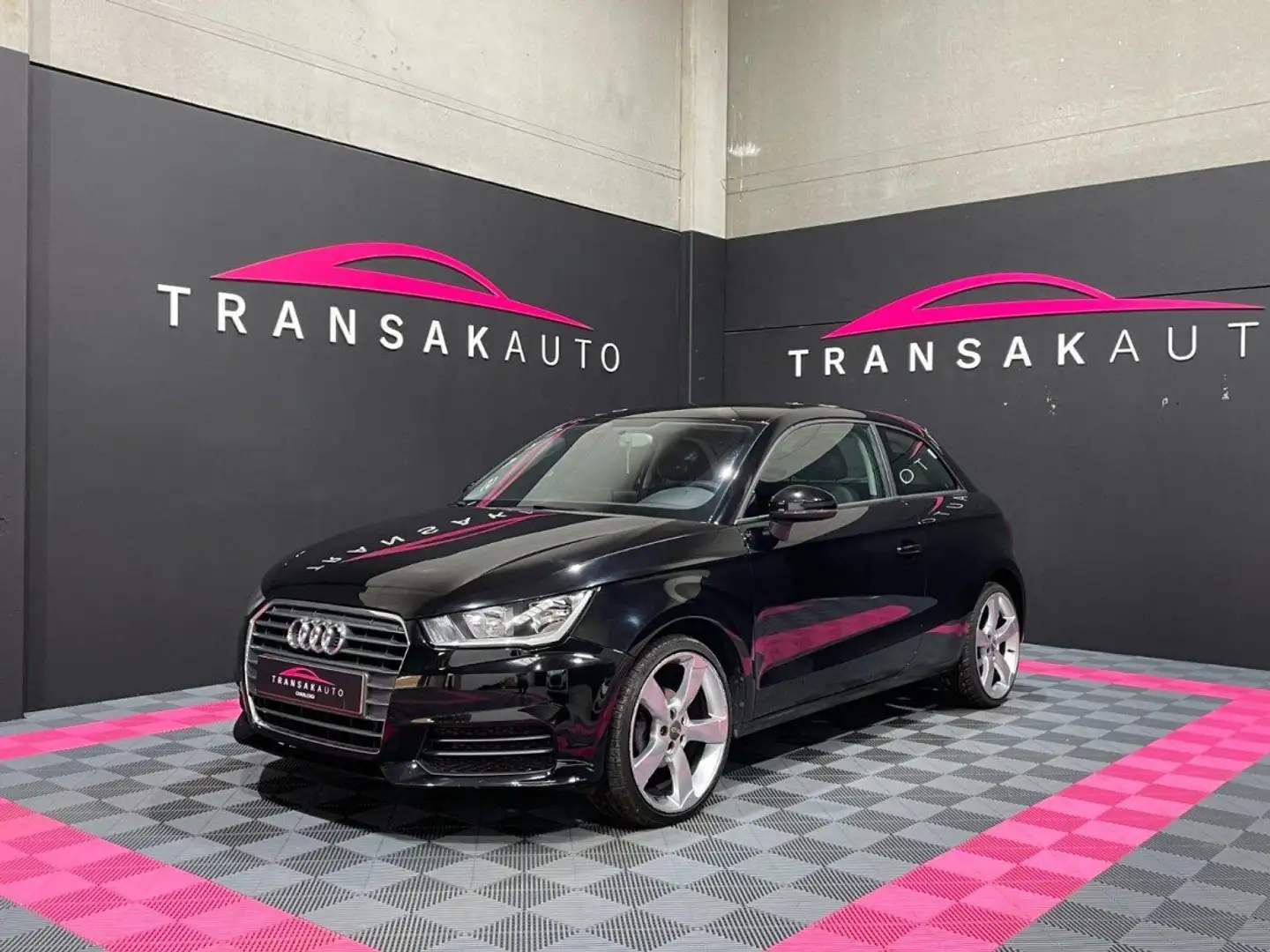 Audi A1 1.0 TFSi Design S-Tronic 3d 70kW Noir - 1