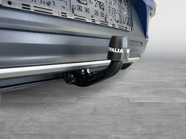 Volkswagen T-Roc view 10