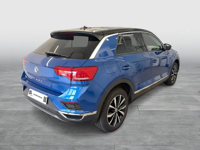 Volkswagen T-Roc view 5
