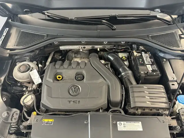 Volkswagen T-Roc view 13
