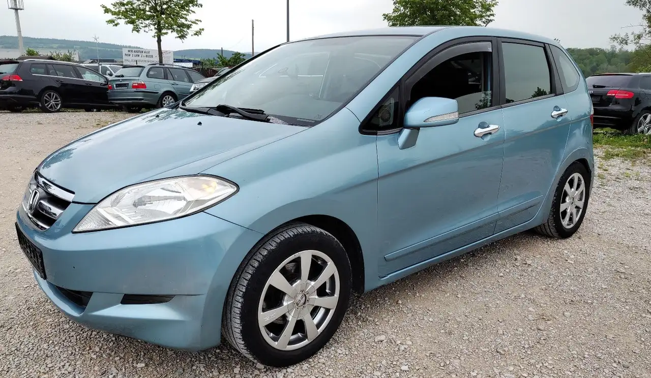 Honda FR-V