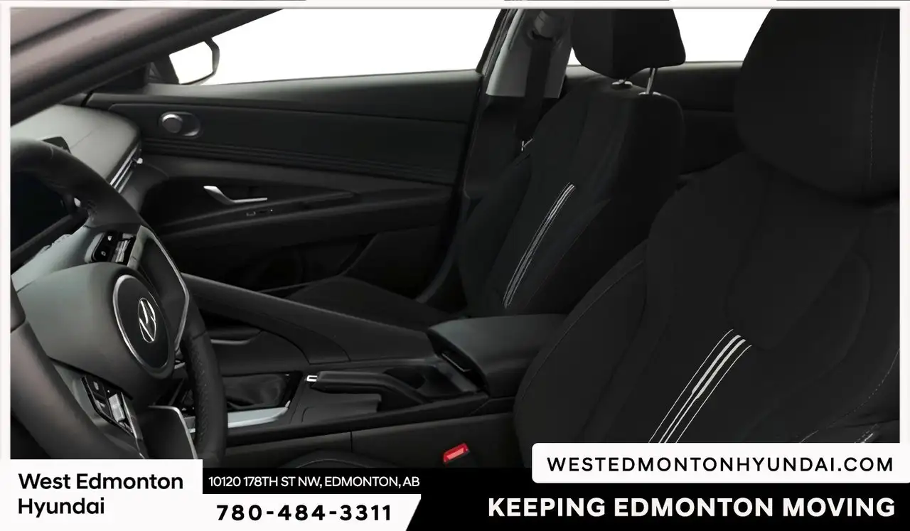 Hyundai ELANTRA photo Hyundai ELANTRA