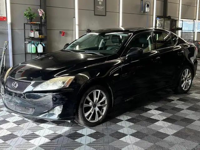 Lexus IS 220d D-CAT Business BJ 2007 169d KM