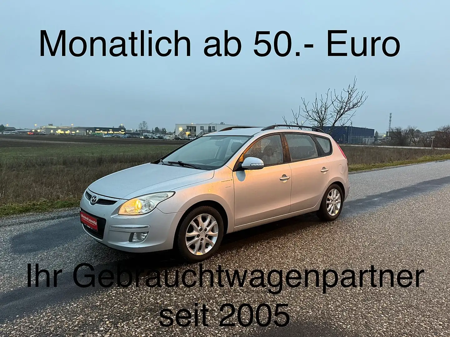 Hyundai i30 CW 1,6 CRDi DPF Grau - 1