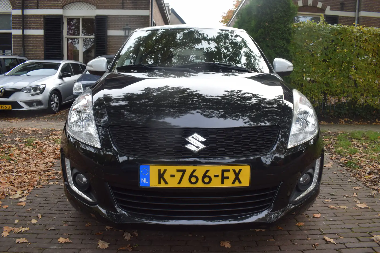 Suzuki Swift 1.2 Exclusive EASSS Zwart - 2