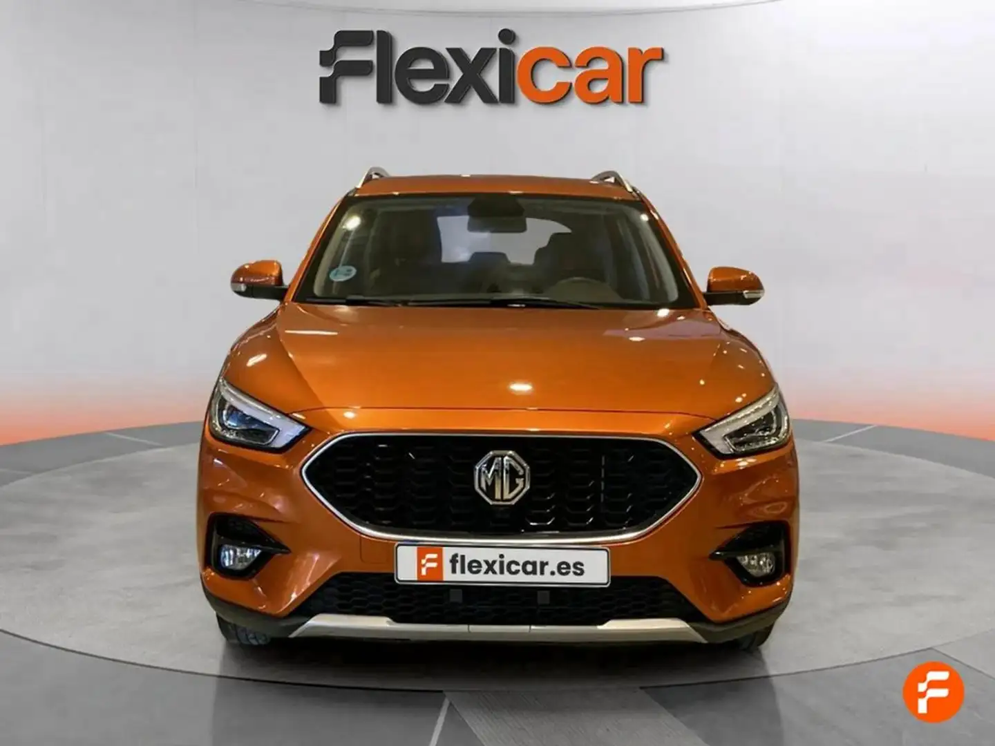 MG ZS 1.5 Luxury Amarillo - 2