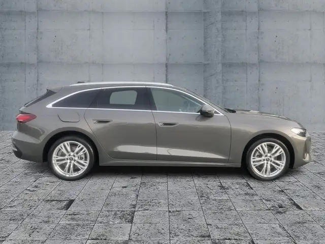 Audi A5 view 7