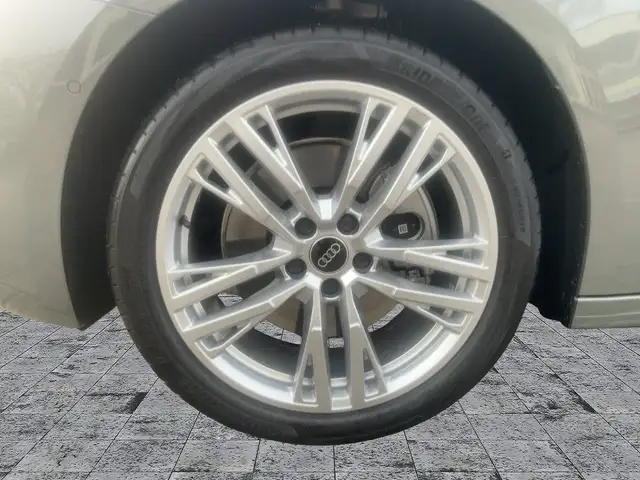 Audi A5 view 8